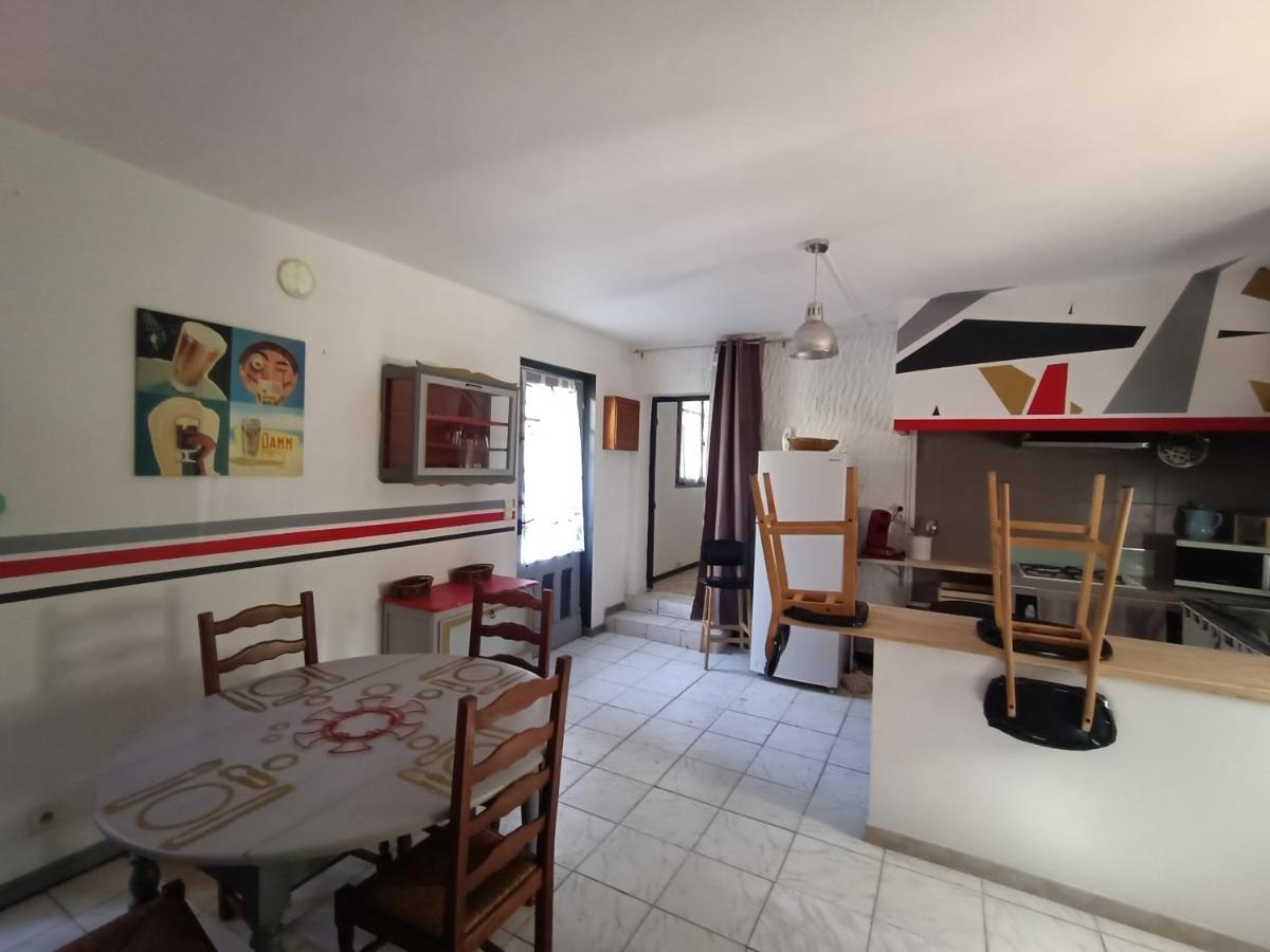 Location Saisonniere Curiste Apartment Montesquieu  Exterior foto